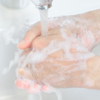 Καθαρισμός Χεριών & Δέρματος (2)